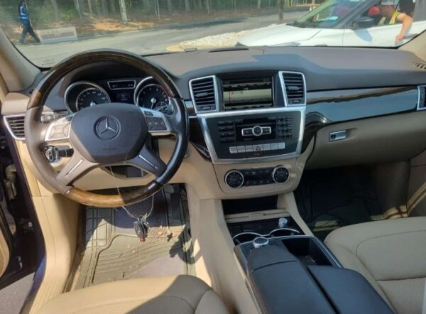 2015 Mercedes-Benz ML 350 - Image 2