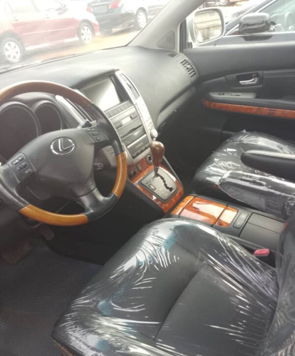 Lexus RX350 - Image 2