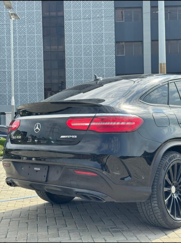 Mercedes-Benz GLE 450 - Image 2